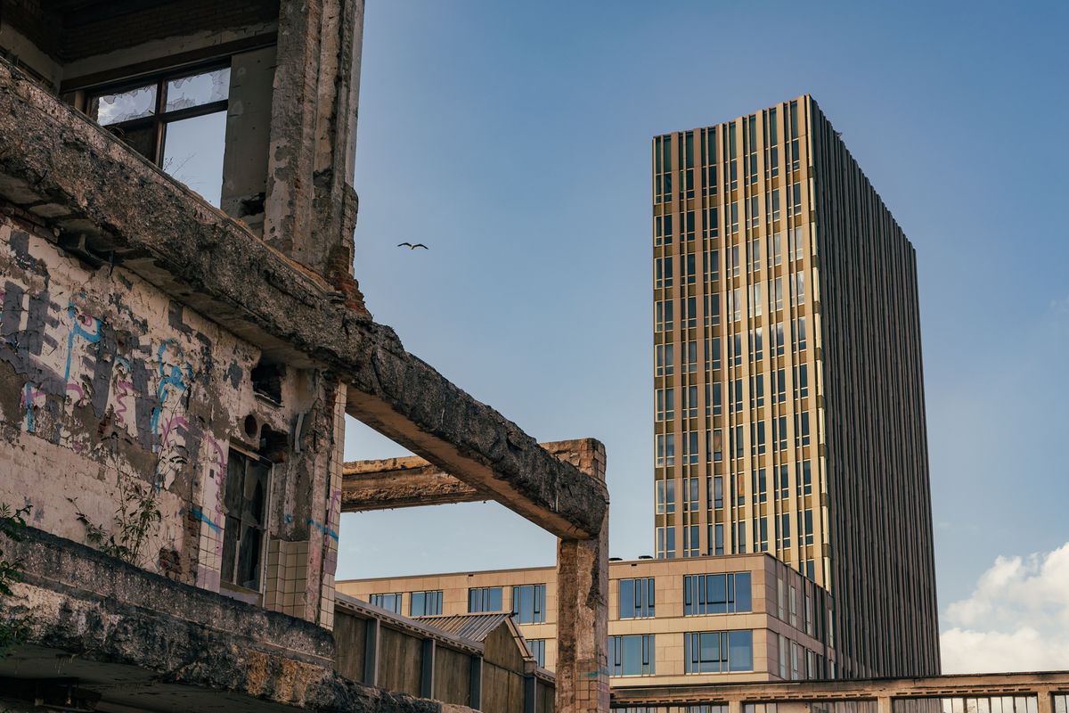 Loading... just a sec